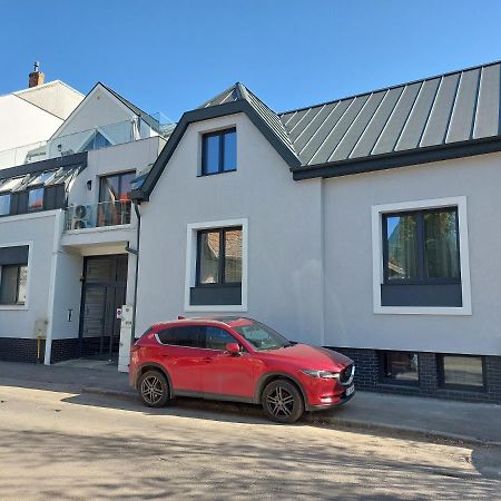 Mandarin Premium Apartments Targu Mures Luaran gambar